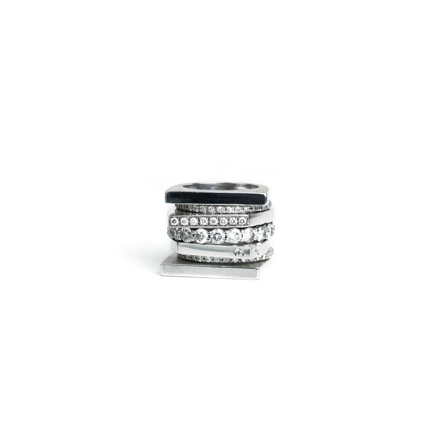 Anello modulare 'Congiunzioni' punta in oro bianco CONGIUNZIONI | AN1 CONP AU PVAU18B CT 0,15